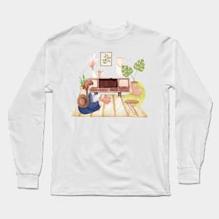 girl reading Long Sleeve T-Shirt